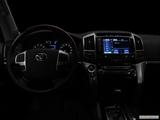  Centered wide dash shot photo